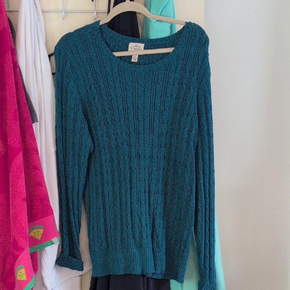 St. John's Bay Blue Crew Neck Cable Knit Sweater